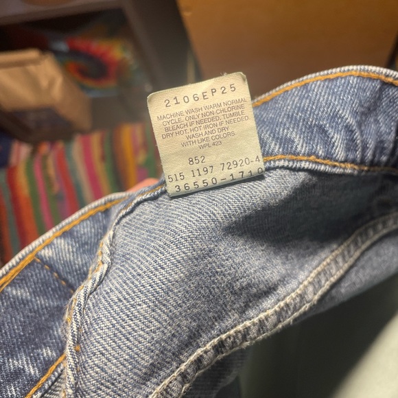 Vintage Levi’s shorts 550s size:36 - Picture 4 of 4